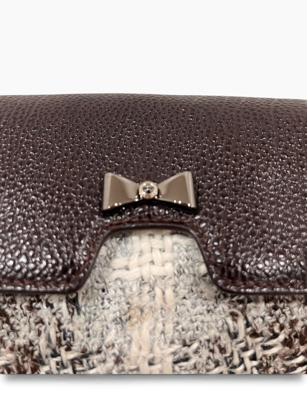 Henri Bendel Tweed and Leather Bow Chain Wristlet Clutch NWOT - Picture 4 of 7